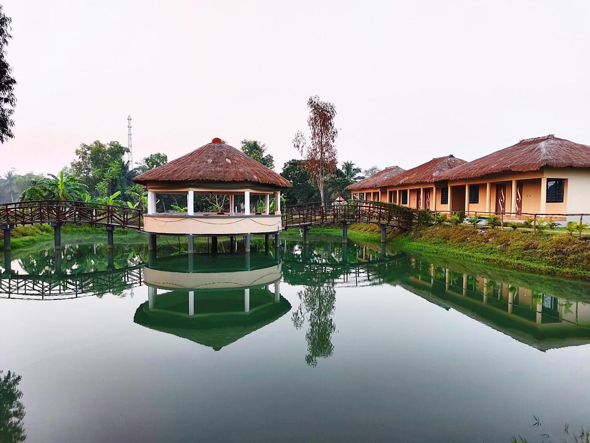 Отель Sundarban Beckons Gosaba Экстерьер фото